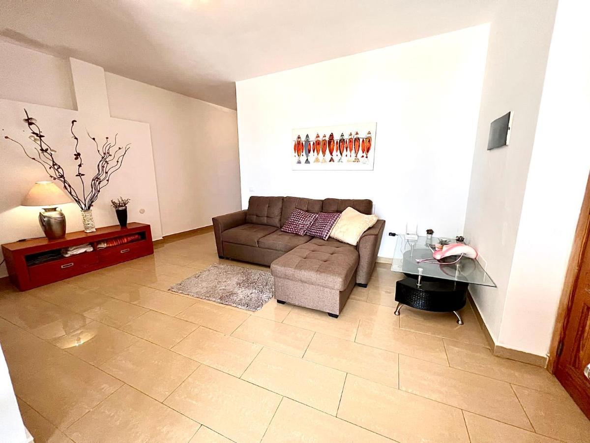 Alcamar Alquiler De Habitacion Privadas Con Bano Compartido Y Areas Comunes Alcalá la Real Kültér fotó