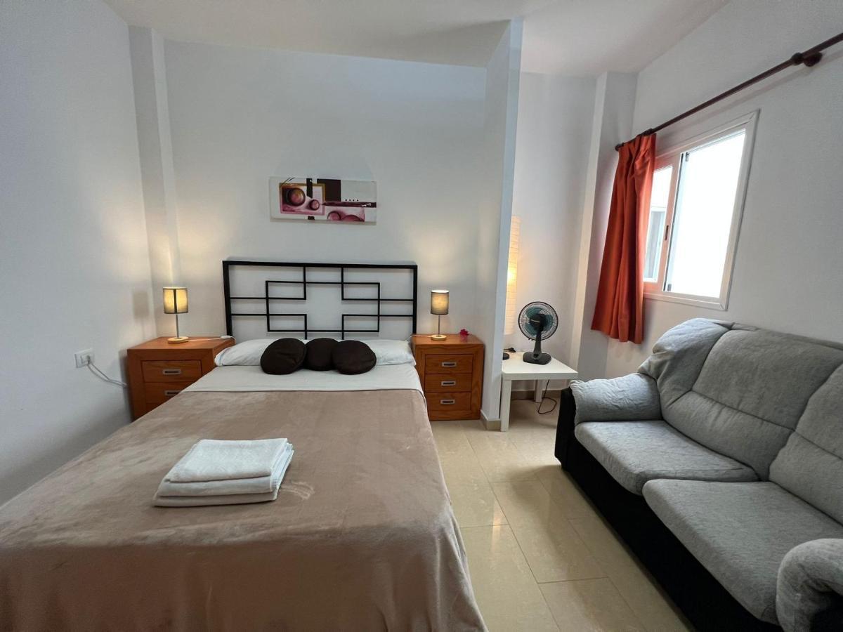 Alcamar Alquiler De Habitacion Privadas Con Bano Compartido Y Areas Comunes Alcalá la Real Kültér fotó