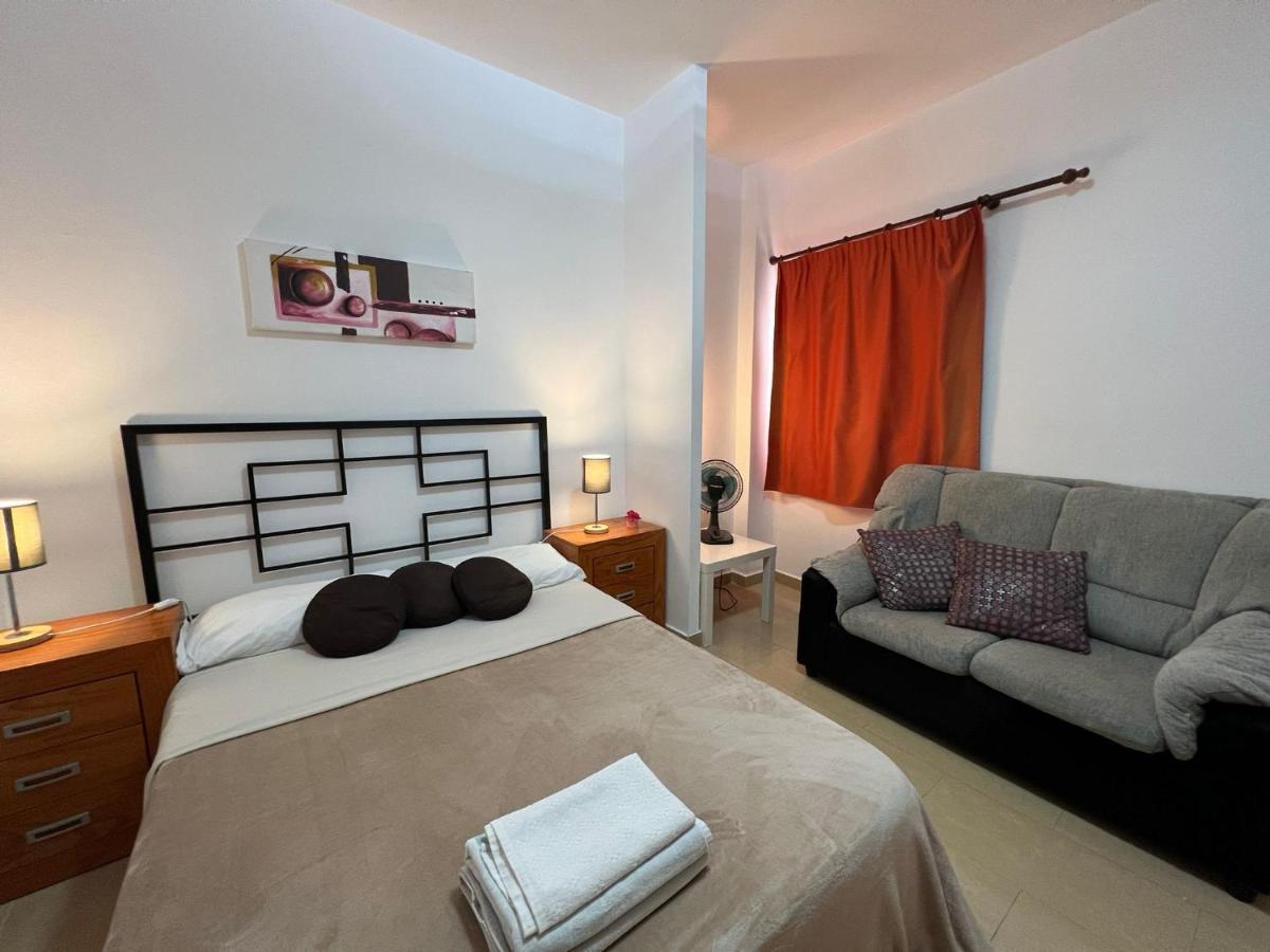 Alcamar Alquiler De Habitacion Privadas Con Bano Compartido Y Areas Comunes Alcalá la Real Kültér fotó